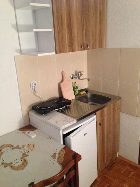 Apartments Aleksic 수토모레 객실 사진