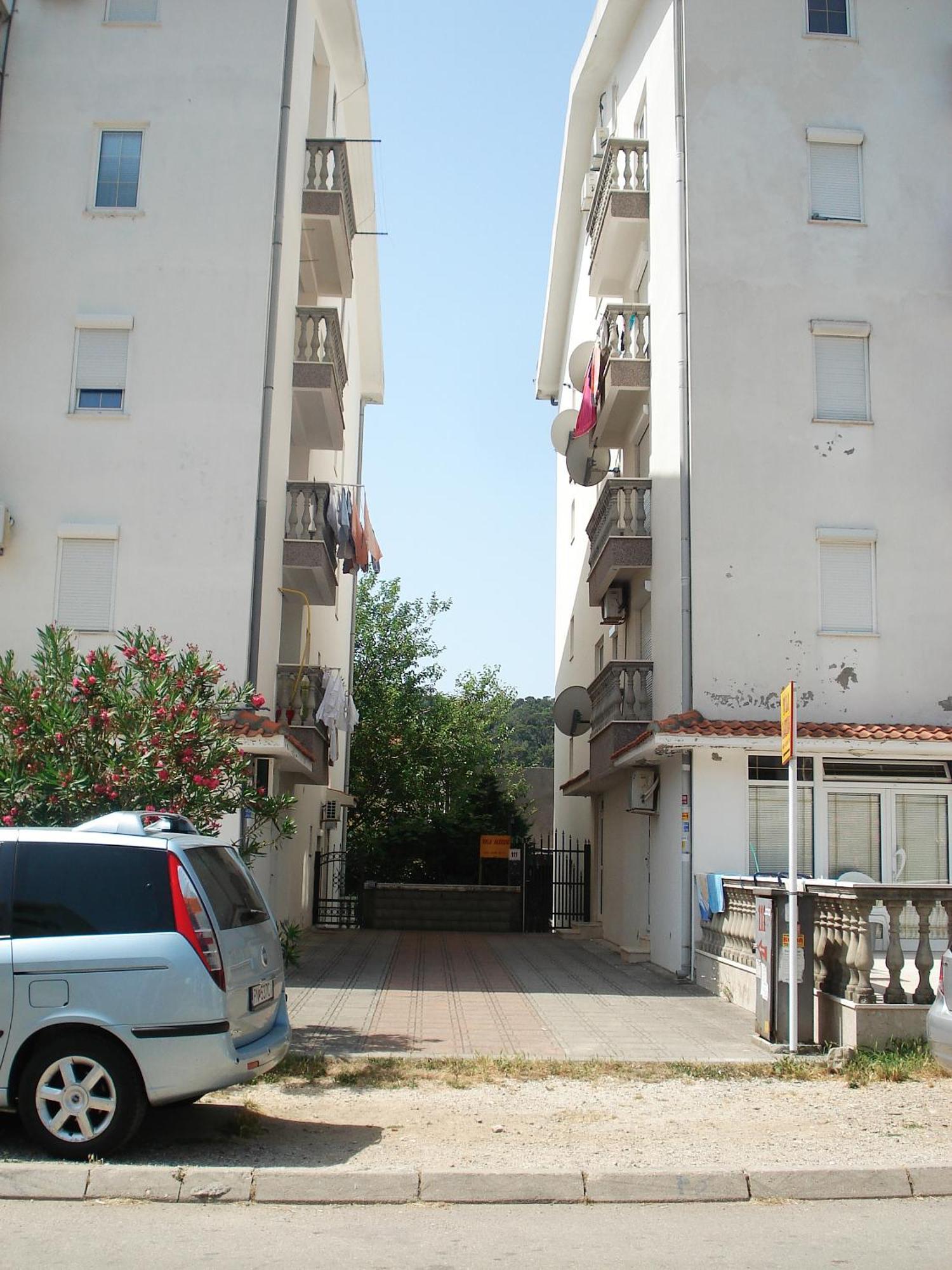 Apartments Aleksic 수토모레 외부 사진