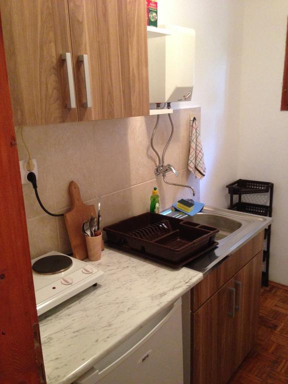 Apartments Aleksic 수토모레 외부 사진